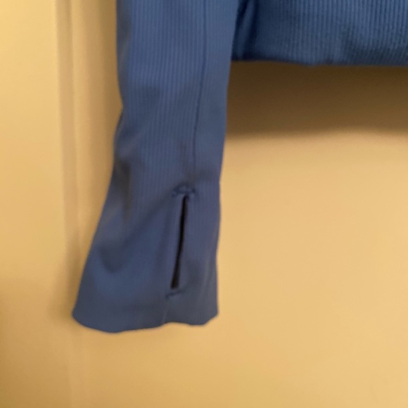 Lululemon Dance Jacket- like new! - Picture 7 of 8